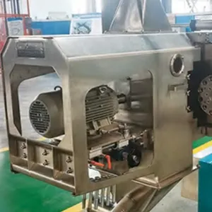 Rotary cutting device